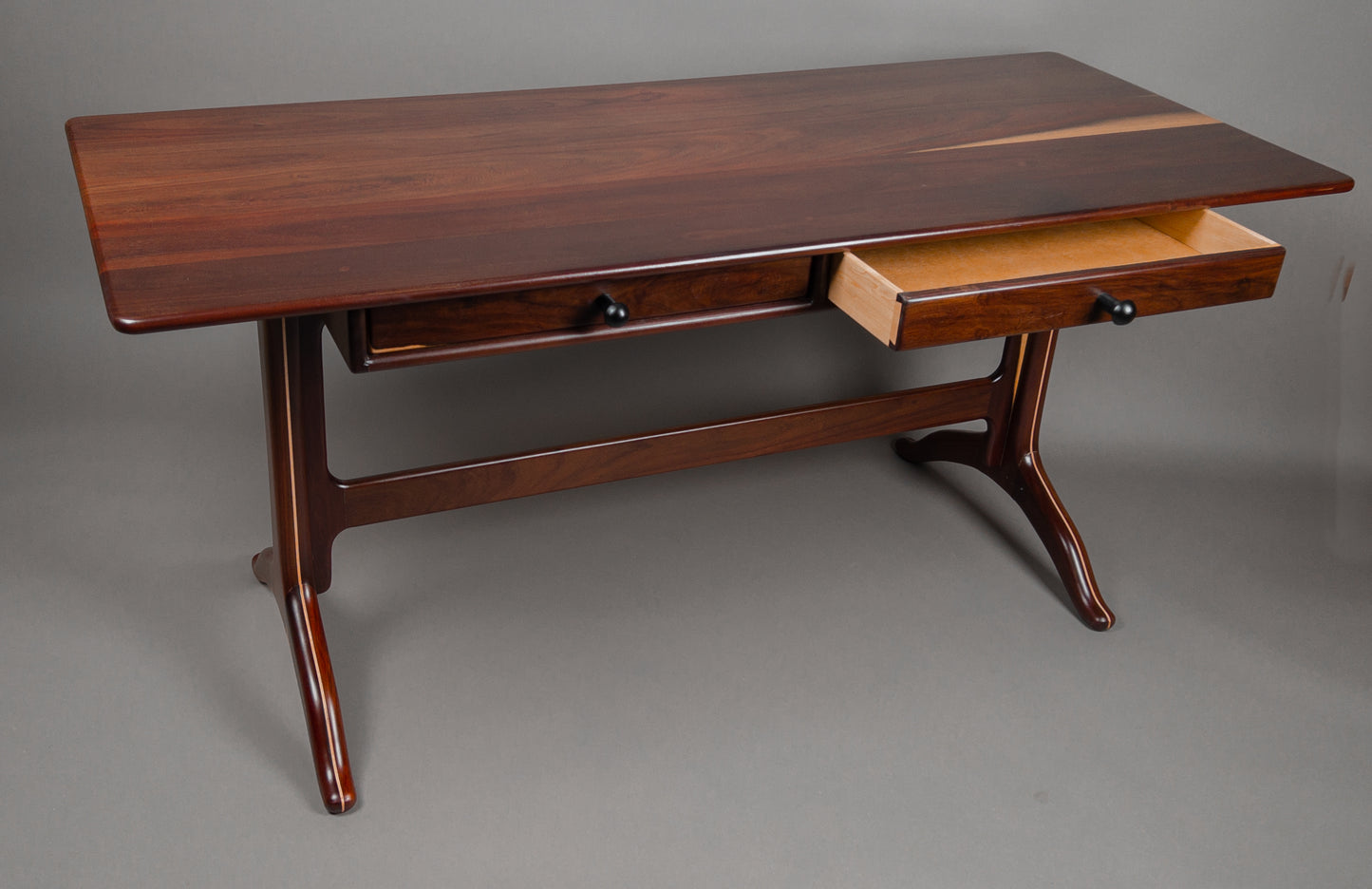 Katalox desk