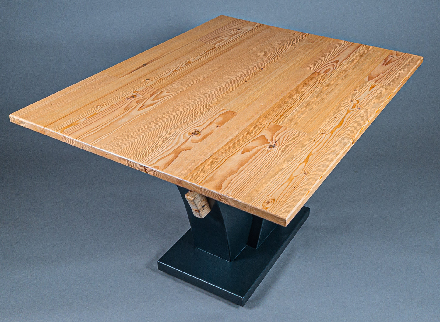 Reclaimed pine dining table