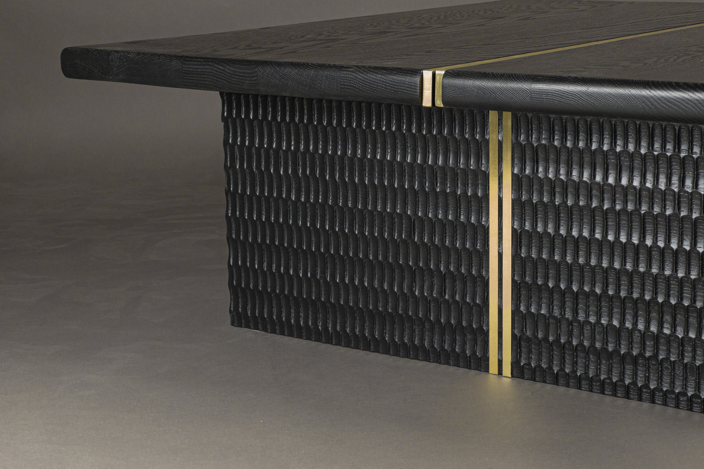 naguri pattern coffee table